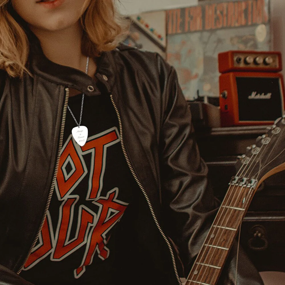 Рисунок 2 - Ожерелье для гитарных медиаторов