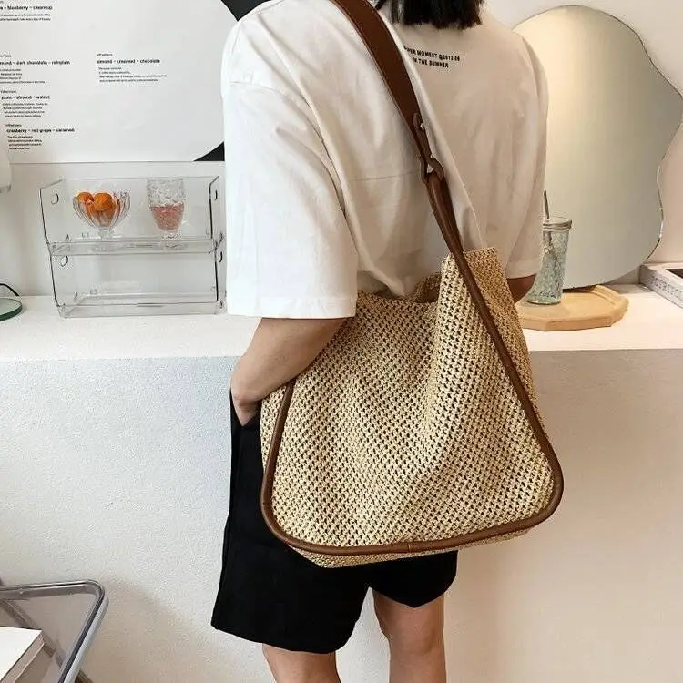 

Fashion Simple Style Lightweight Women's Summer Bag Woven Beach Tote Bags Luxury Handmade Woven Straw Shoulder Purse 2022 New 가방
