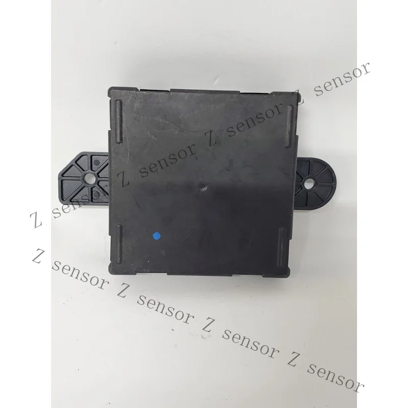 Фото Модуль управления дверями Z+ для Dodge Chrysler Jeep Ram 2007-2020, артикул 05026861AE №2