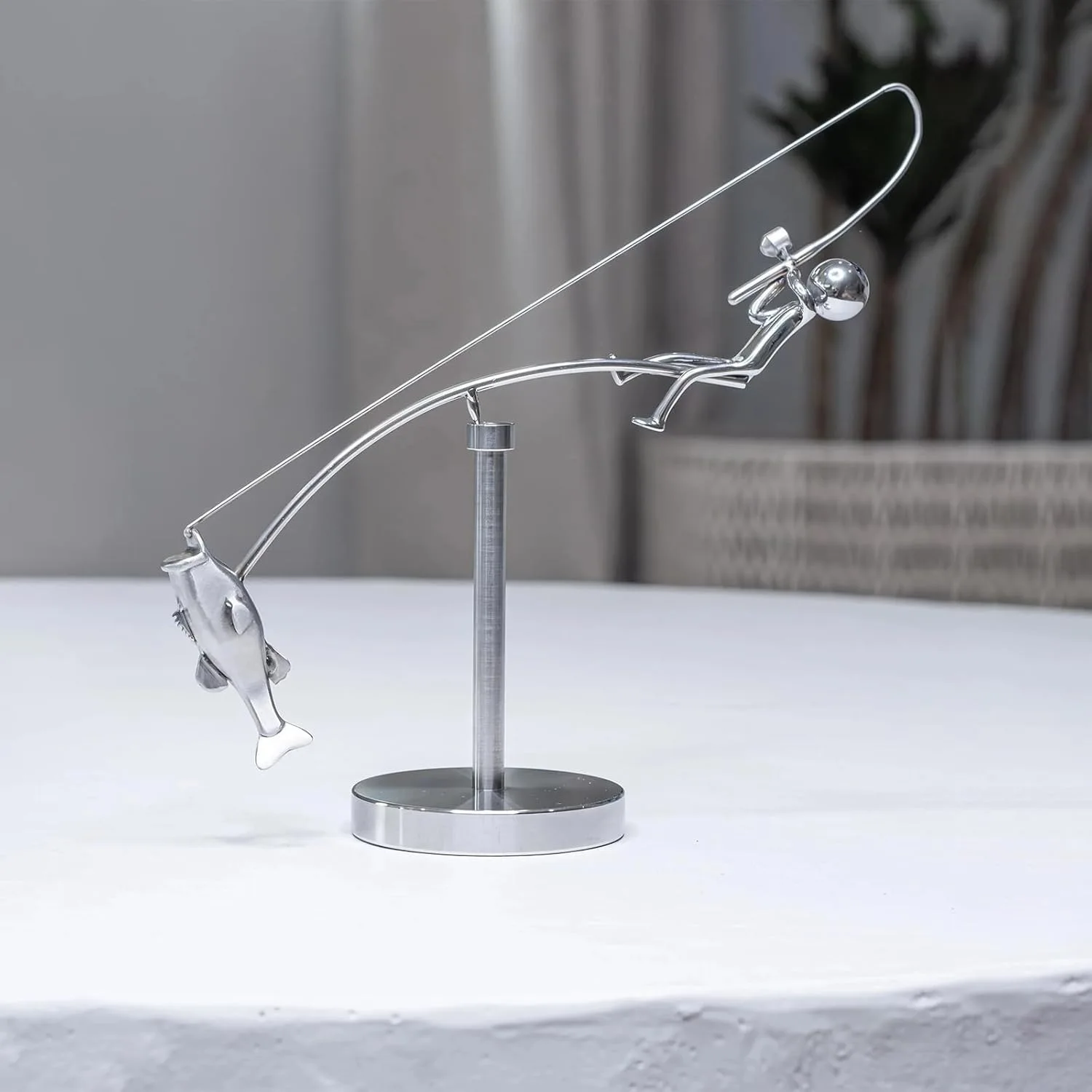 

Металлическая кинетическая скульптура MOONBIFFY