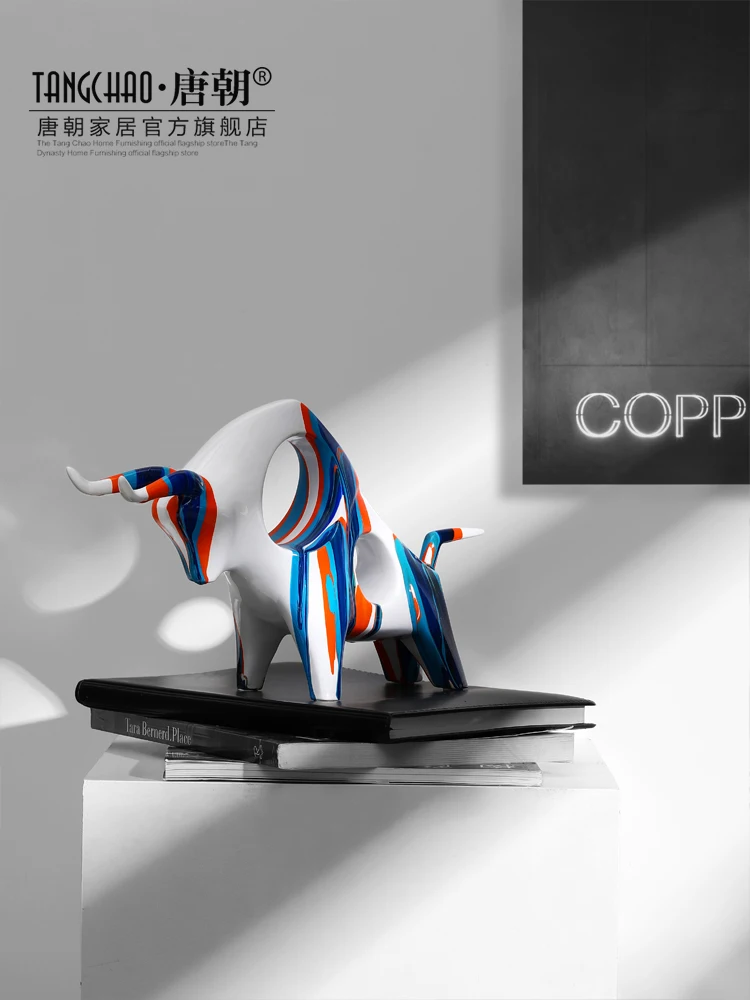 

Nordic Resin Painted Bull Cow Sculpture Office Crafts Room Decoration Resin Animal Figurines Living Room Wine Cabinet Ornaments