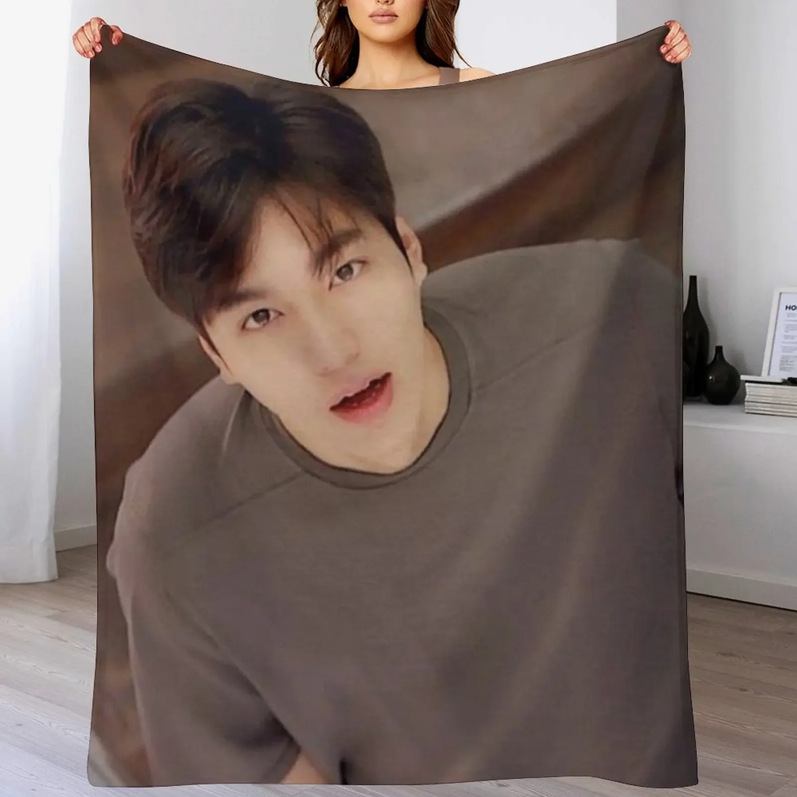 Фото Плед Lee Min-ho, легкое и мягкое одеяло для кровати, подходит для любого сезона №1