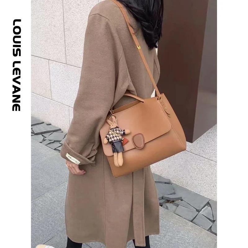 

high quality luxury brand Minority postman hand soft leather women's bag 2023 spring new fashion contrast color Single Shoulder