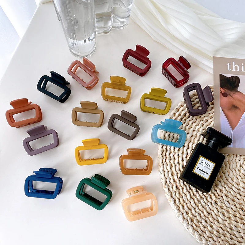 

Korea Fashion New Small 5cm Square Sporty For Women Girls Hair Clips Accessories Casual Resin Frosted Jelly Hairpins Headwear