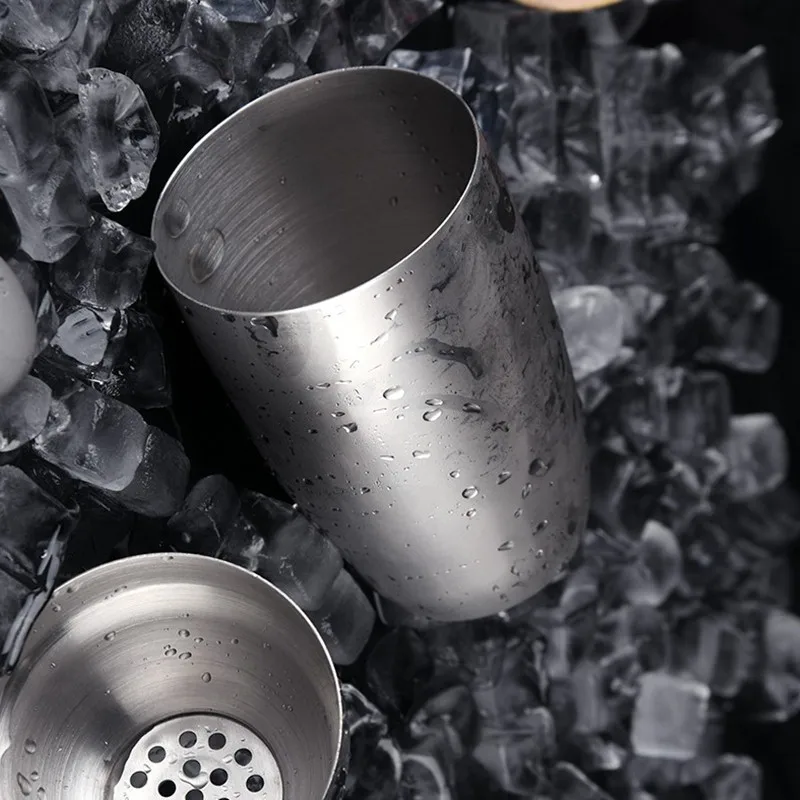

Shaker Steel Cocktail Bar Set For Professionals And Bigginers