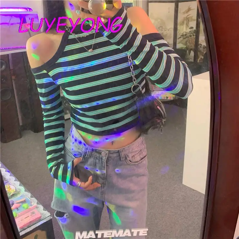 

Korean Crop Top Y2k Girl Off Shoulder Sexy Green Stripe T-shirts Japanese Striped Lady Short Length Bodycon T Shirt 2022 Spring