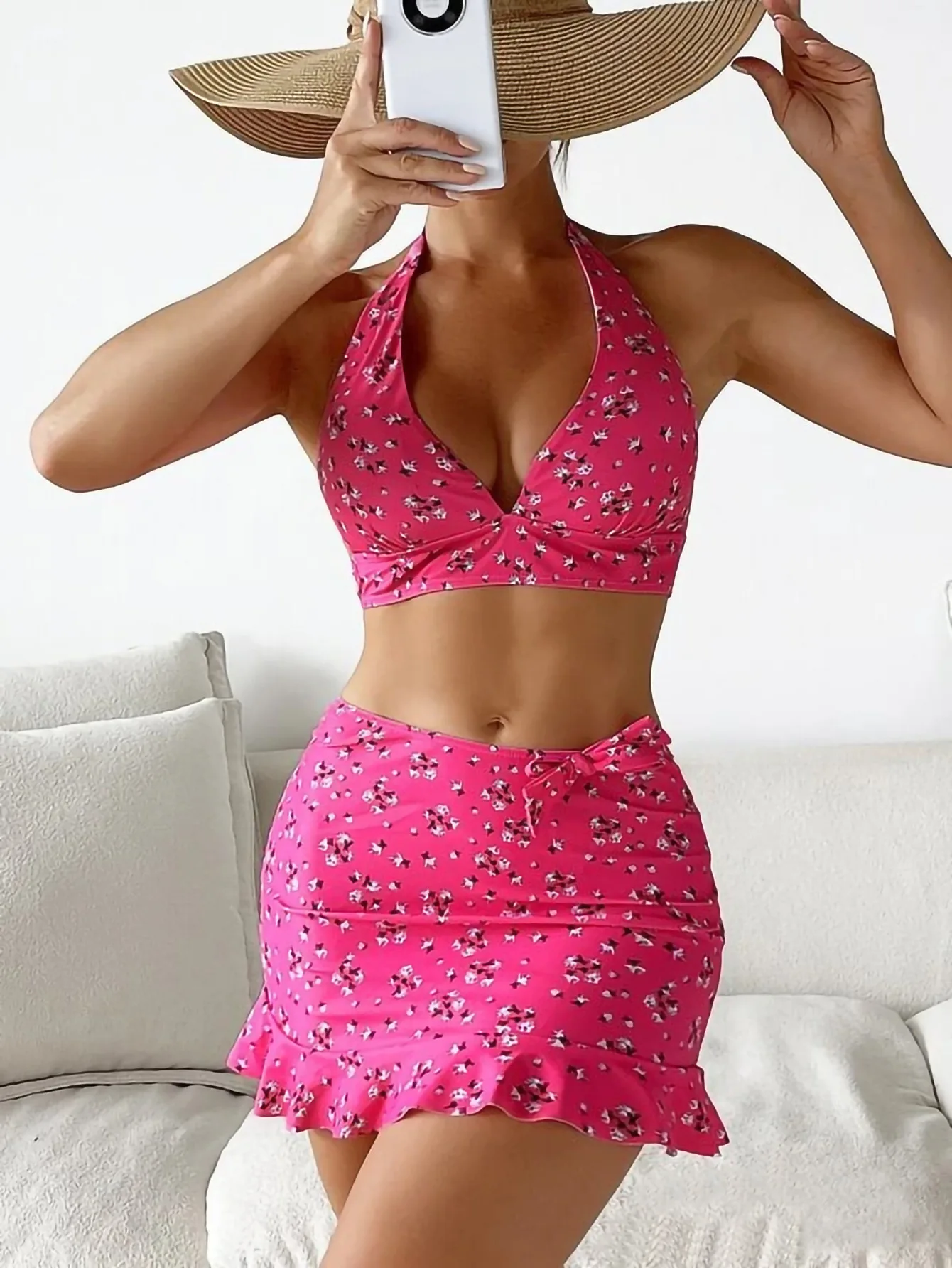 

Комплект бикини с юбкой, купальный костюм с лямкой на шее и цветочным принтом, женский купальник, пляжная одежда, летняя одежда для плавания, 3 предмета