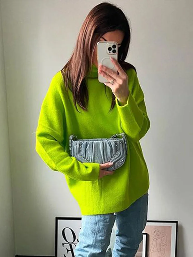 Свитер женский оверсайз с высоким воротником базовый однотонный трендовый