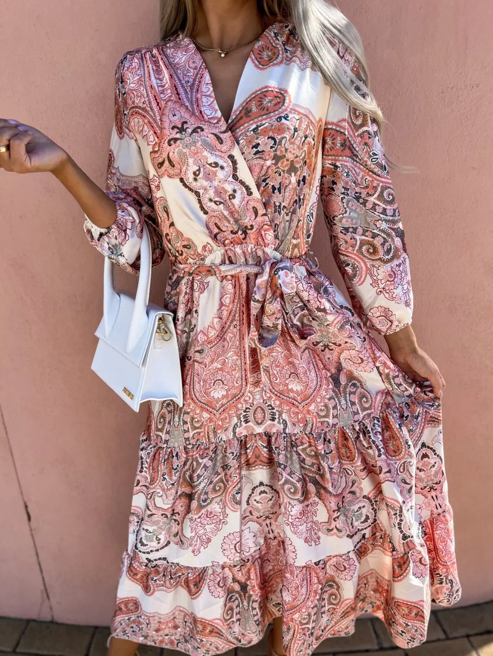 

Vintage Bohemian Dresses Women Autumn Long Sleeve V-neck Boho Floral Printed Dress Ladies Casual Ruffle Maxi Long Dress Party