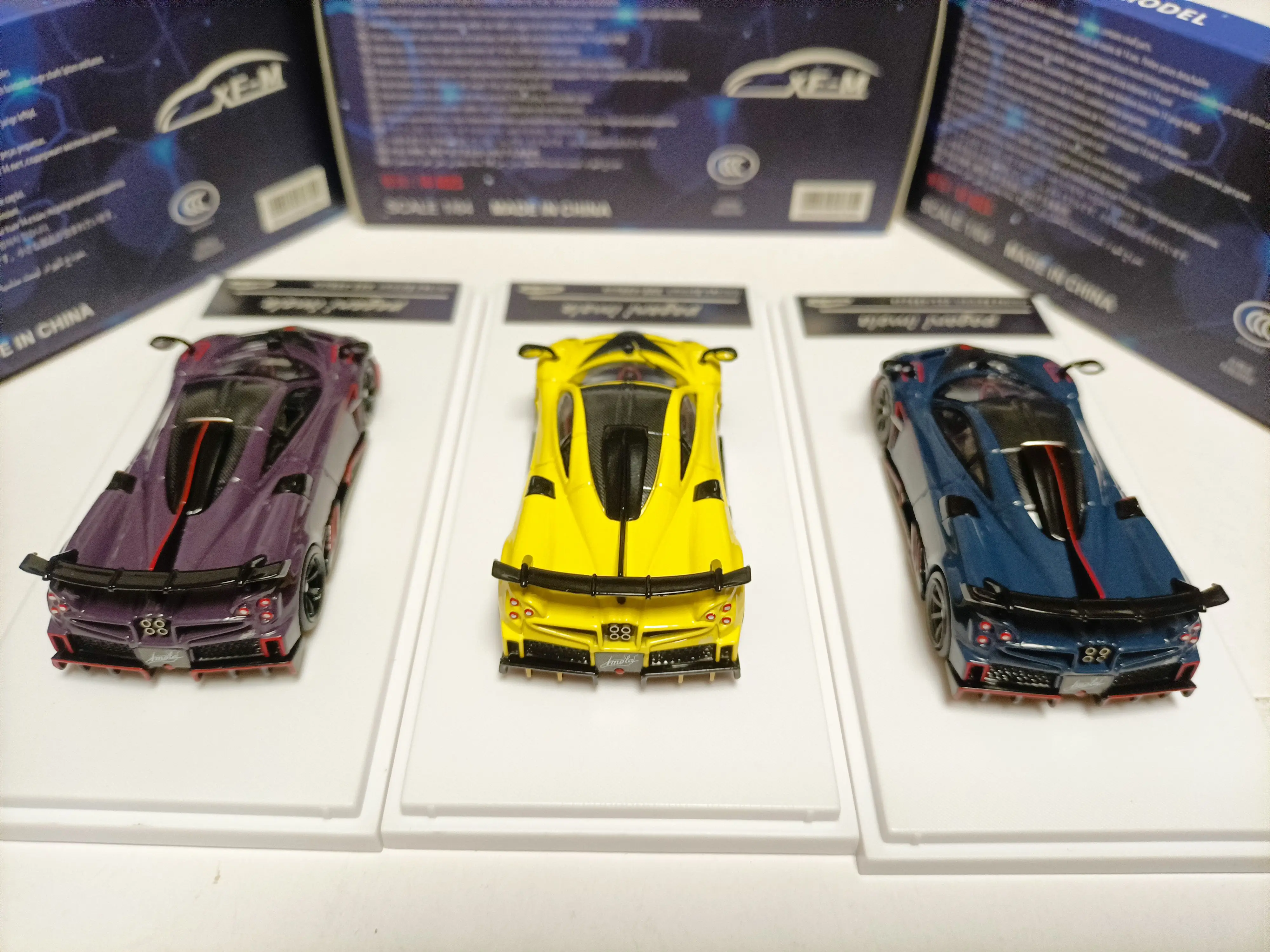 Фото Модель суперкара из сплава Pagani Imola XF 1 64 Pagani Imola, трехцветный верх из углеродного волокна №3
