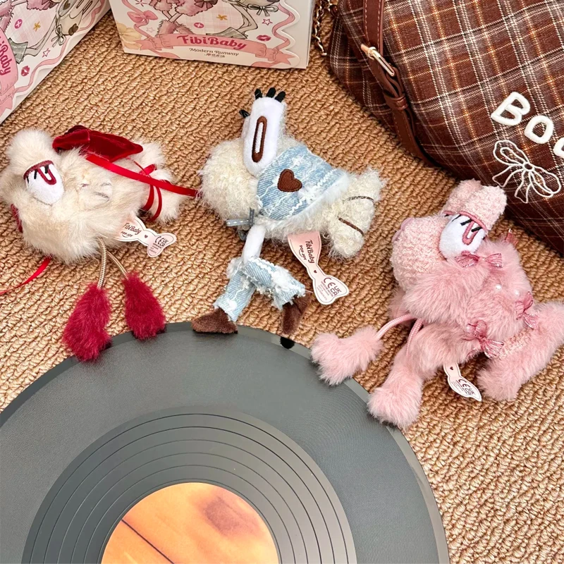 Фото FibiBaby Modern Runway Series Blind Box FibiBaby Fish Plush Mystery Box Фигурка-брелок для сумки Подарок для коллекционеров №1