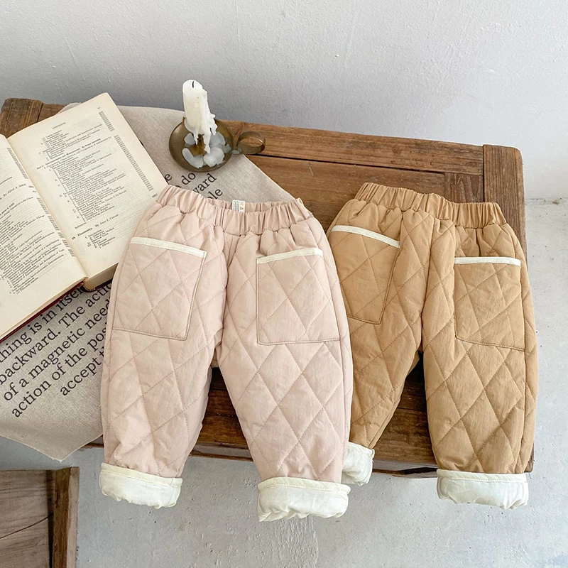 

New Winter Baby Pants Toddler Cute Solid Color Thicking Trousers Infant Girls Diamond Slacks