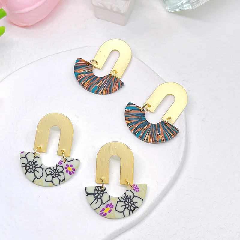 

New Arrive U-shaped Retro Soft Clay Pottery Dangle Earrings Women's Original Printed Statement Bohemian Jewelry Wholesale 2022