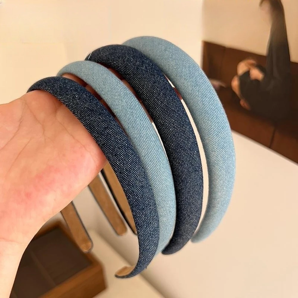 

Повязка на голову женская из синей джинсовой ткани, обруч с широкими краями и высоким черепом, винтажный богемный головной убор ручной работы