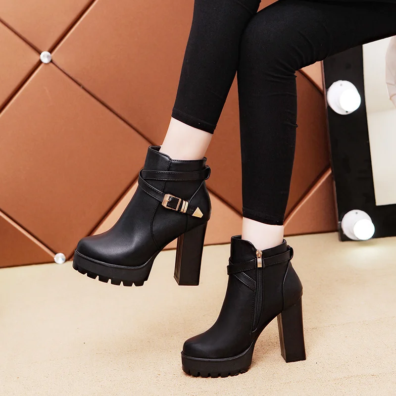 

2021 New Top Quality Leather Boots Women High Heels Platform Ankle Boots For Women Round Toe Autumn Winter Shoes Zip Buckle