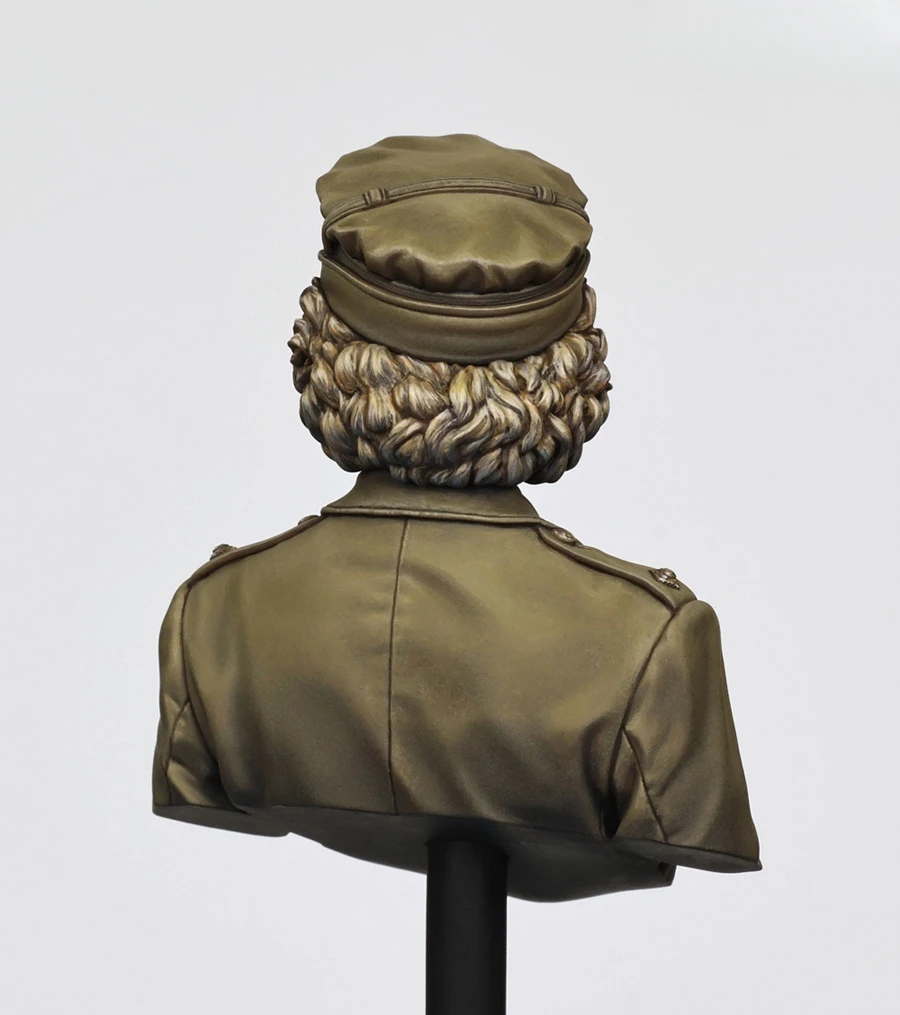 Модель из смолы 1/10 бюст GK несобранный и Неокрашенный комплект