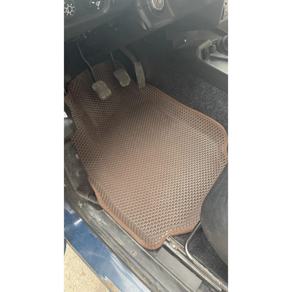 Новинка! Коврики Ева с Пресс Бортами на Lada Niva 3-х дверная и Urban PREMIUM коричневый |