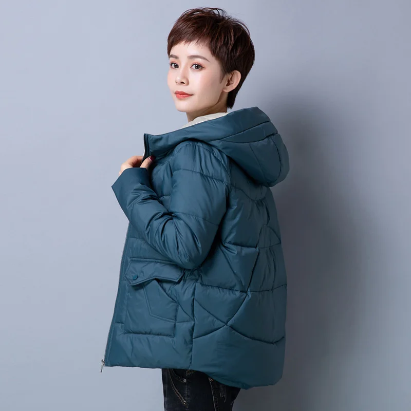 

Свободная одежда для женщин среднего возраста Новинка Зима 2020 теплая одежда для матери с хлопковой подкладкой корейская мода повседневная хлопковая подкладка с капюшоном