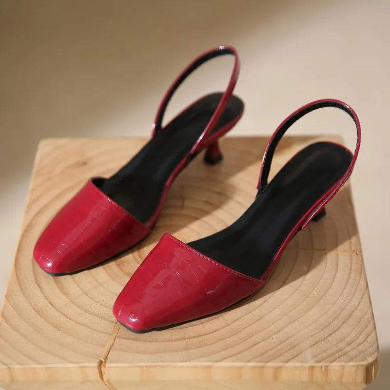 Fashion Women Shoe New Classic Low-Heeled Shoes Fashion Ladies Thin Heels Pointed-Toe Slip-on Mules Retro Wine Red Pumps Women's