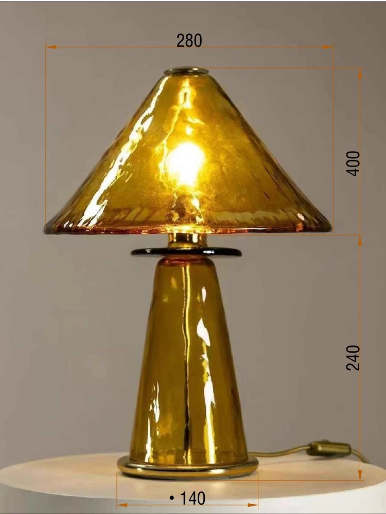 

YANKE Стеклянная настольная лампа