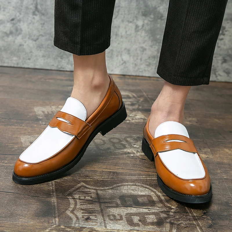 

New Designer Men Pointed Two-tone Patchwork Slip On Gentleman Wedding Homecoming Dress Shoes Flats Casual Loafer Zapatos Hombre