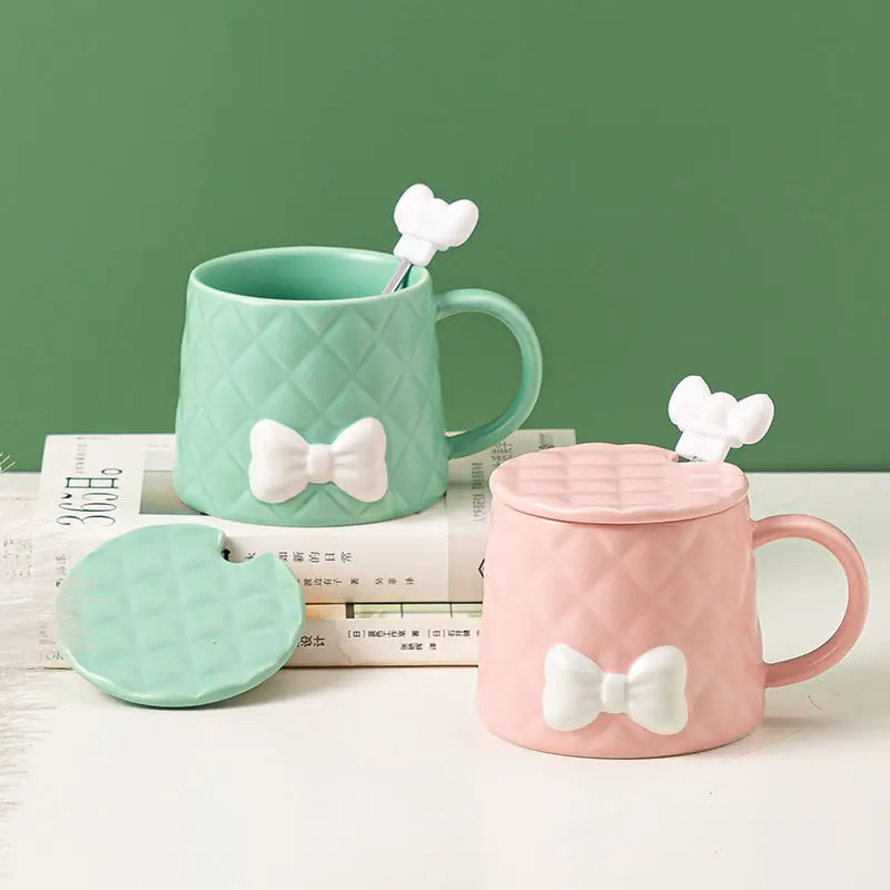 

2022 New Cute Bow Tie Ceramic Mug For Girls Women With Lid Spoon Set Large Capacity Lovely Cup Gift
