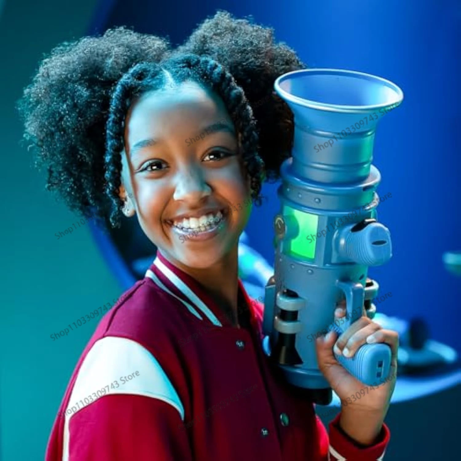 Выдутые настоящие пердежные кольца тумана. Играет в 15 различных звуков пердежа.