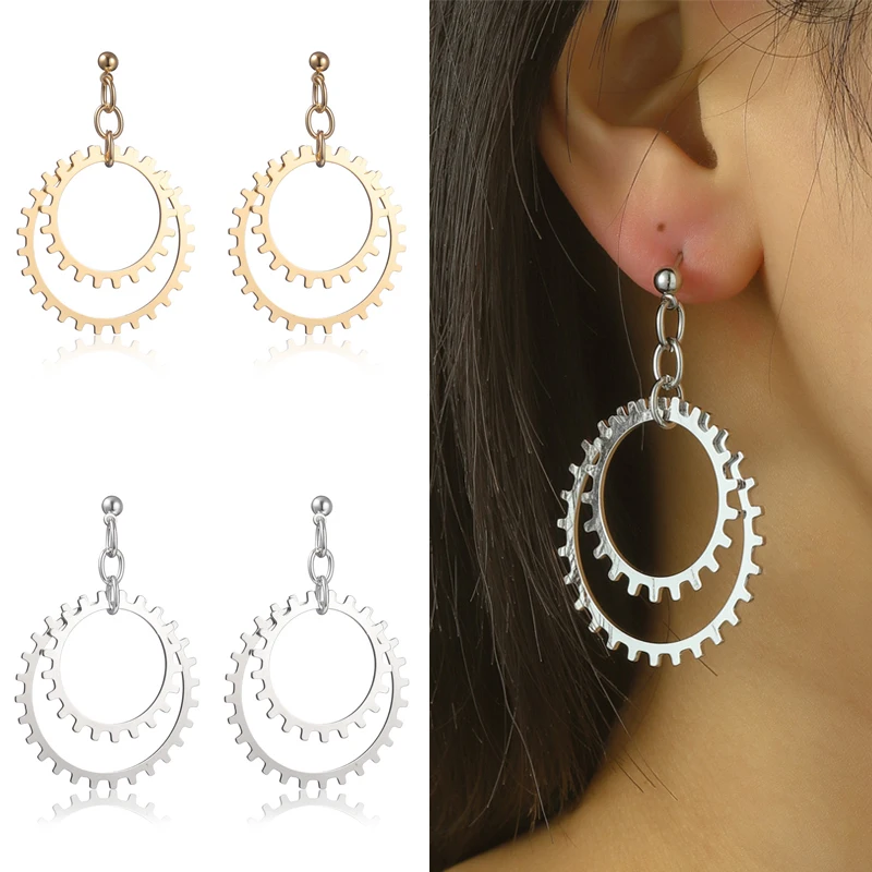 

Women's Metal Gearwheel Earring Double Gear Pendant Earrings Creative Geometric Alloy Jewelry Dangle Earrings