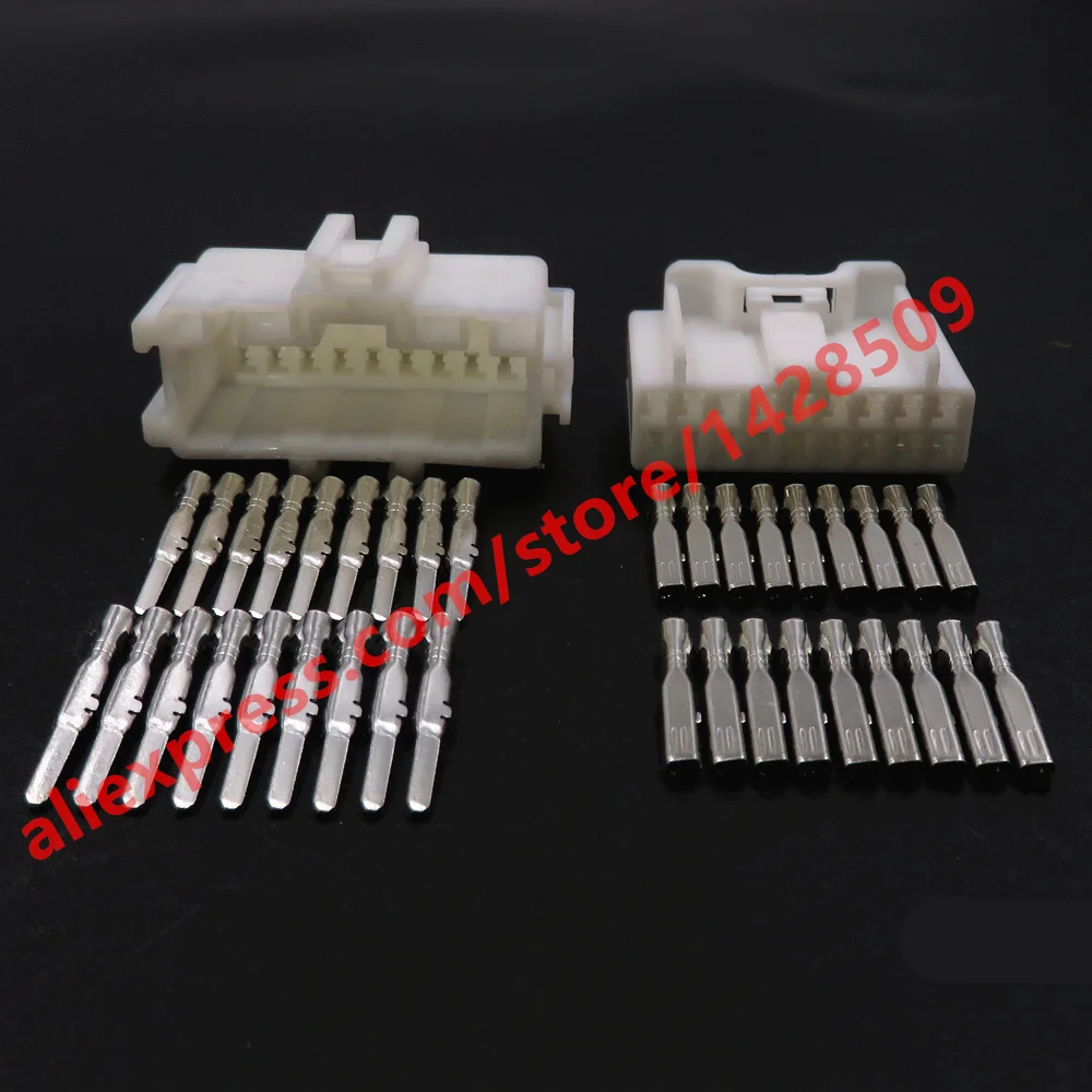 

5 Sets 18 Pin Auto Electrical Socket Car Unsealed Connector MG640388 Automobile Rearview Mirror Wiring Harness Plug