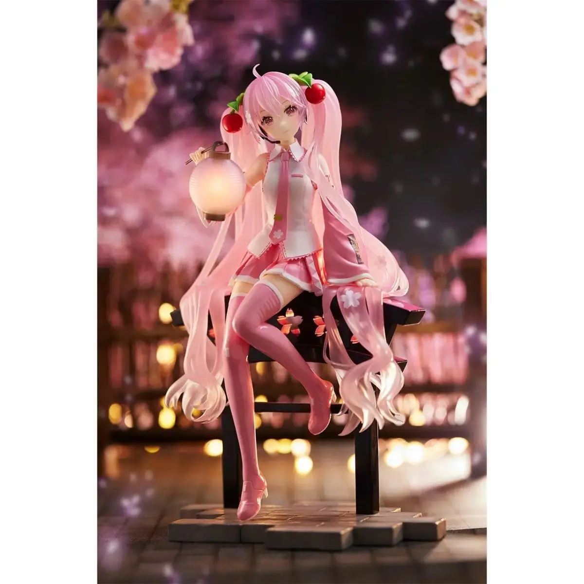 Фигурки героев аниме Hatsune Miku