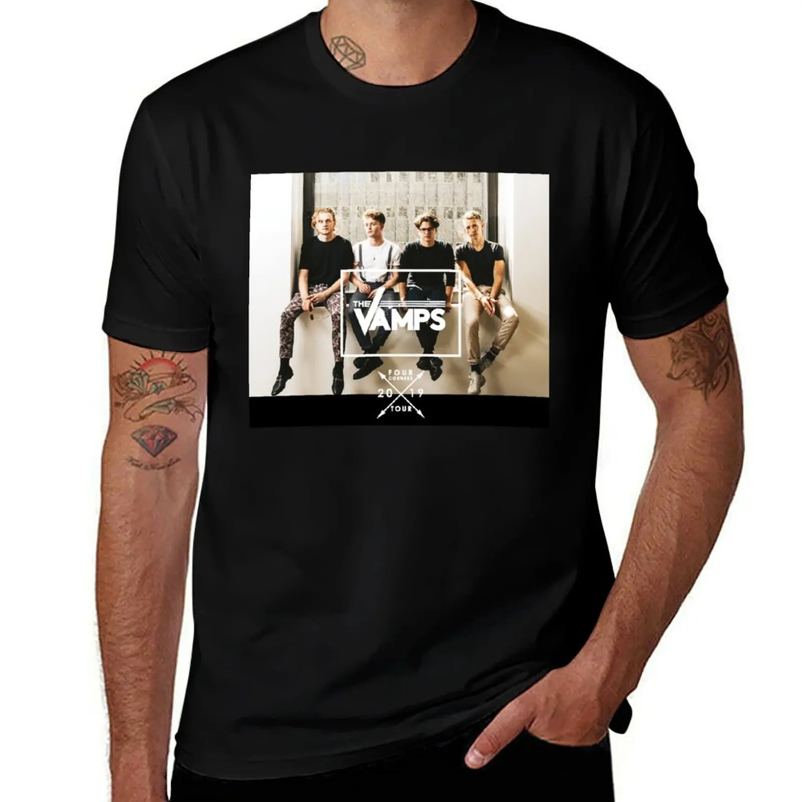 Фото Футболка The Vamps Tour 2019, хлопковая футболка, высококачественные футболки для мужчин, хлопковая футболка в упаковке №1