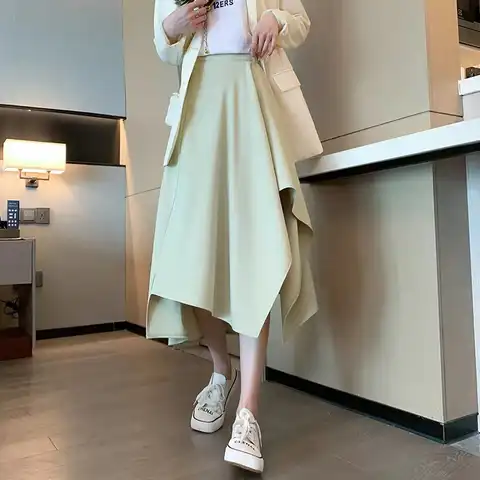 Spring/Summer High Waist Retro Style Design Sense Autumn/Winter New Show Waist Pleated Skirt Irregular Half Skirt Women