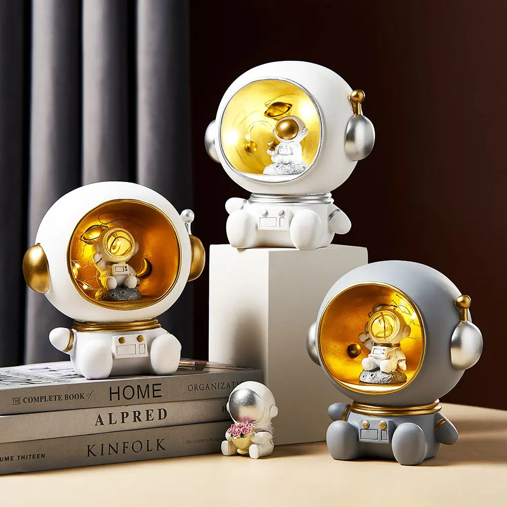 

Creative Cute Pet Spaceman Night Light Home Decoration Kids Gift Bedroom Ornaments Astronaut Christmas Gifts Birthday Gifts