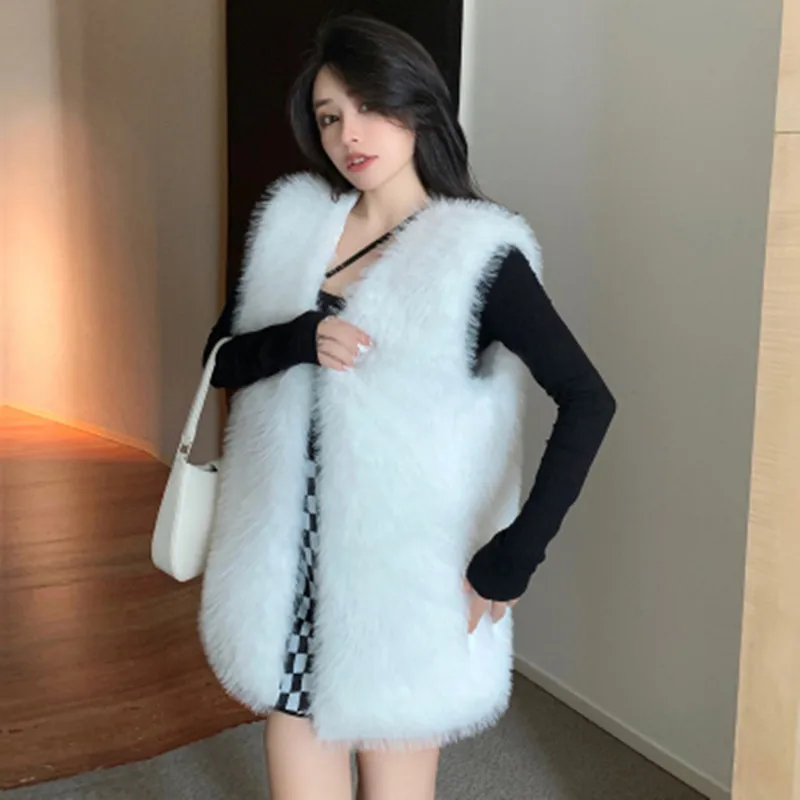 

BULOCHOVA Fall Winter Lady Fashion Elegant Faux Fur Soft Vest Coat Women V Neck Plush Thick Warm Loose Sleeveless Outwear