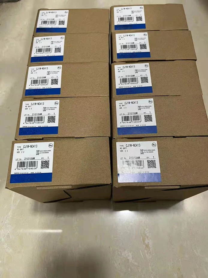 Gold Seller Модуль контроллера ПЛК CP2E-N60DR-A Новый оригинальный складской запас