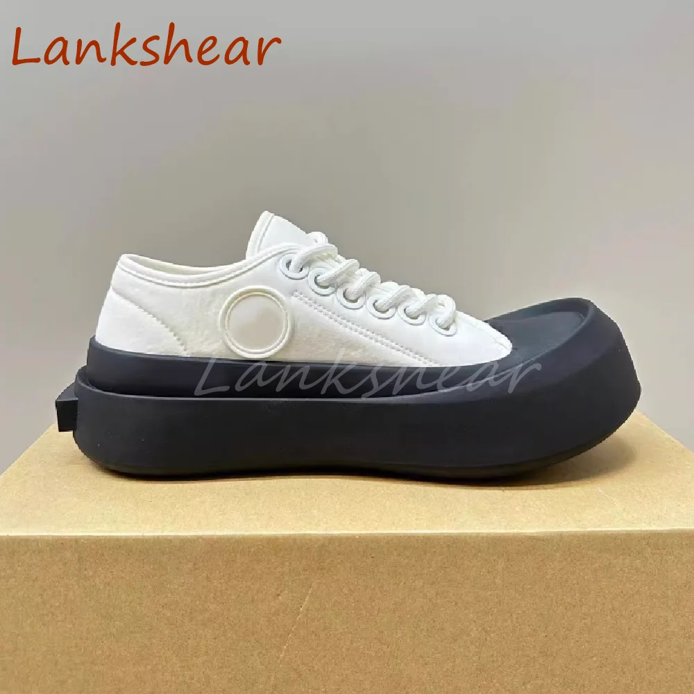 Женские туфли с перекрестной шнуровкой