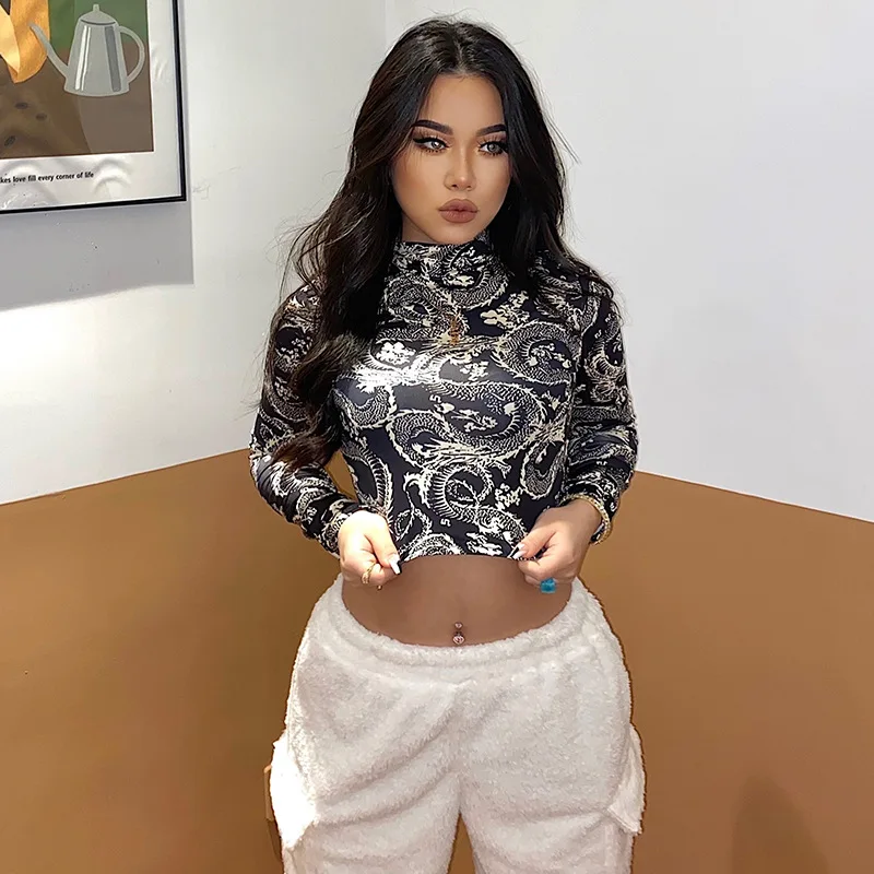 Модные тенденции 2024 женские стильные укороченные топы с принтом дракона тонкая