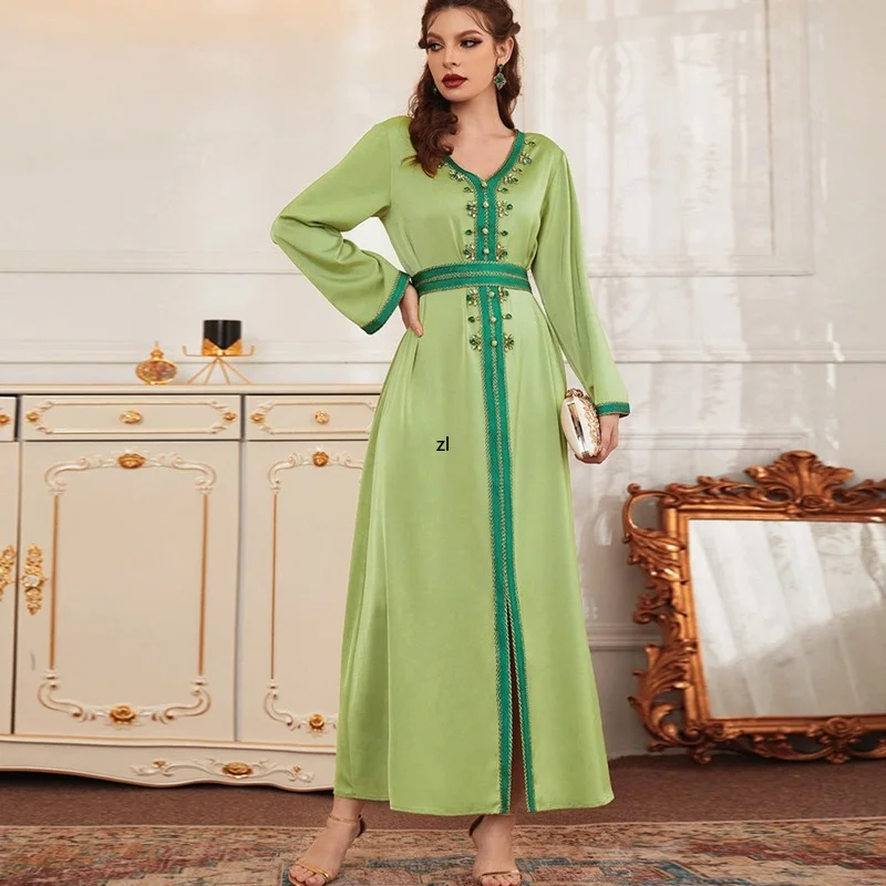 

Arabic Kaftan Floral Rhinestone Embroidery Contrast Tape Trim Belted Dress Fashion V-Neck Abayas For Women Dubai 2022