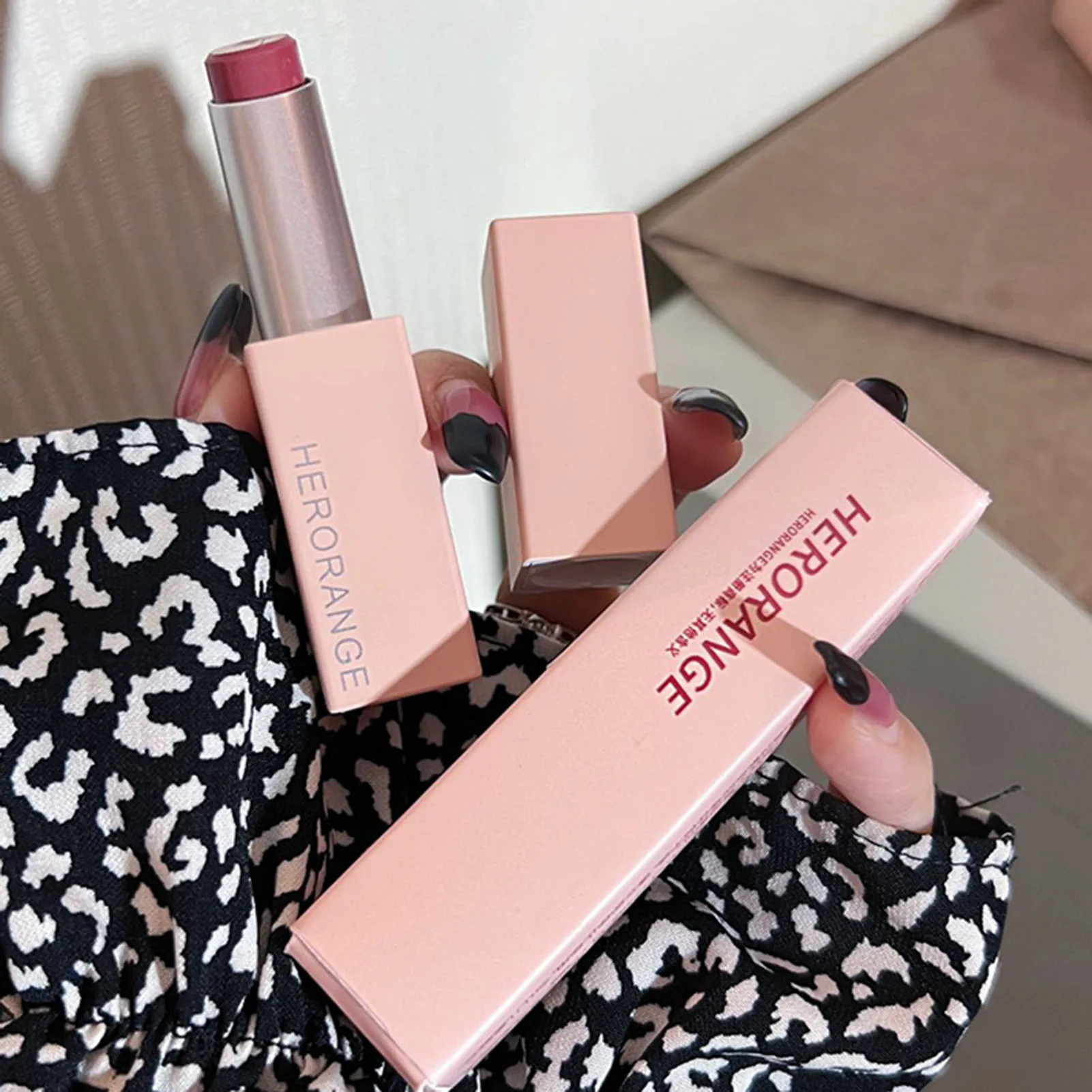 

Moisturizing Highly Tinted Lipstick Non-Sticky Cup Long Lasting Lipstick for Lady Beauty Lip Makeup