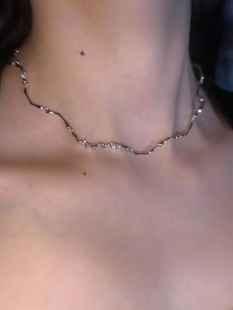 Легкое роскошное высококачественное ожерелье из титановой стали с волнистым