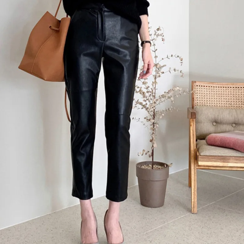 

Kio Waist Spliced Loose Leather Pants Women Autumn Solid Zipper Leather Trousers Women Straight Pants Female