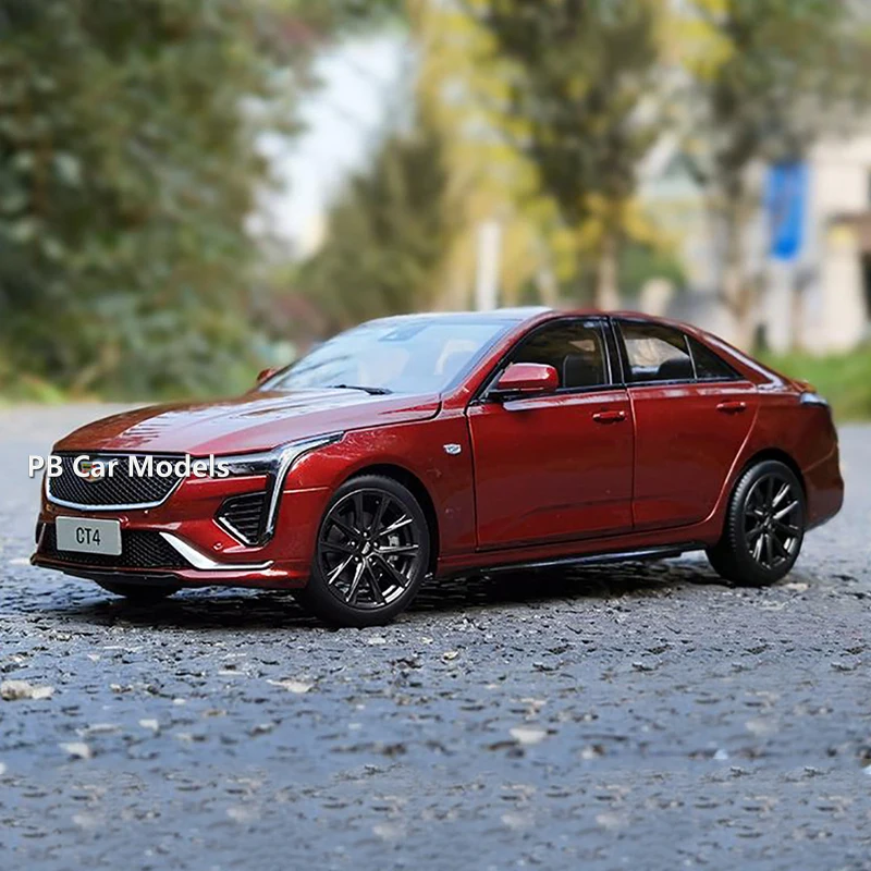 

Оригинальная модель автомобиля седан из сплава 1:18