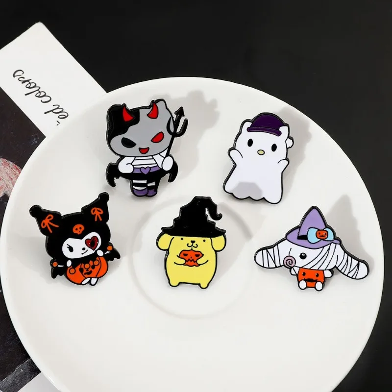 

Sanrio Halloween Hello Kitty Kuromi Cinnamoroll Pompompurin Brooches Cute Cartoon Anime Accessories Metal Badge Clothes Pendant