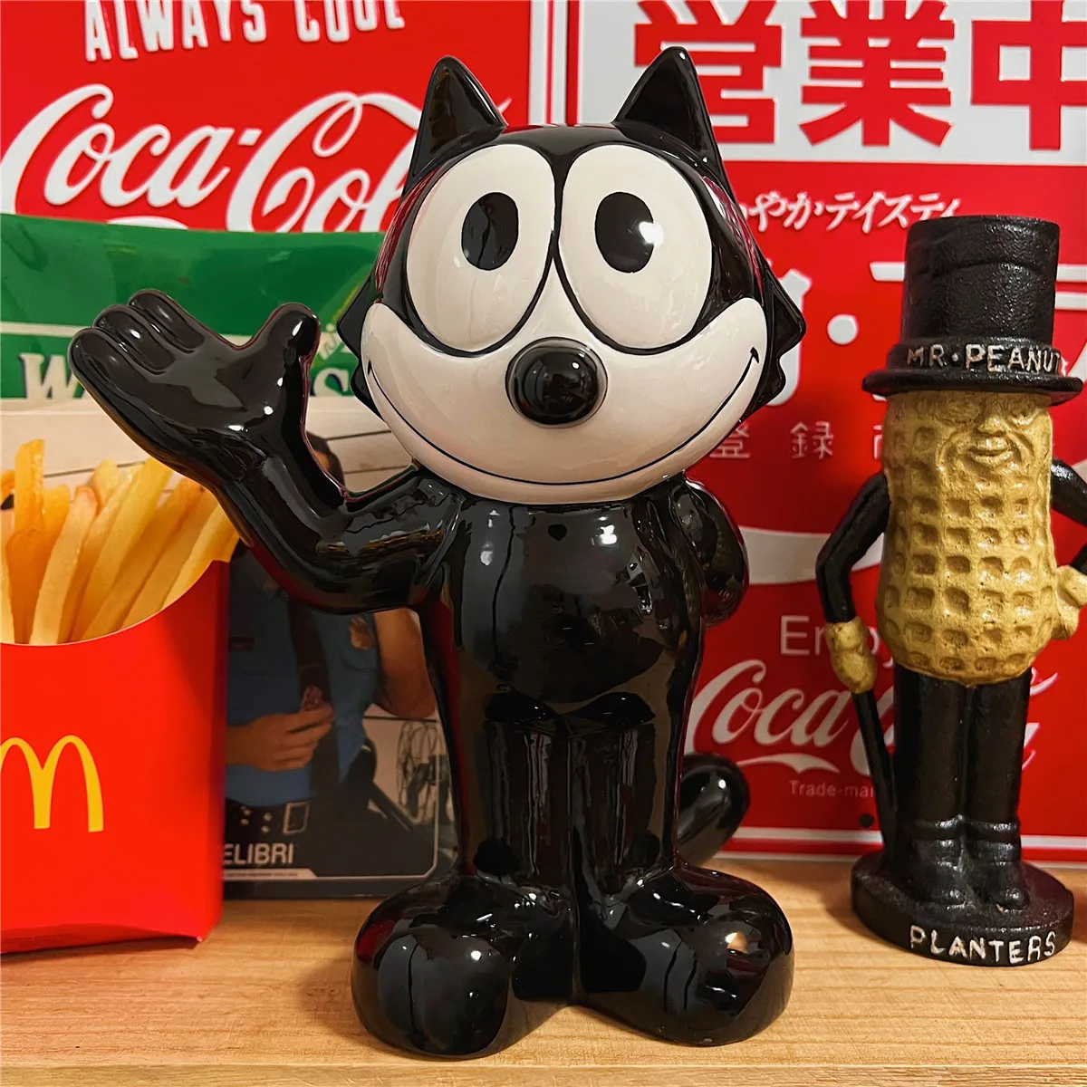 Collection 23cm halo feli kity cat piggy bank action figure doll classic kids Ceramic model Toy