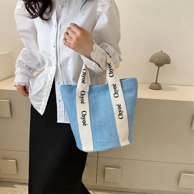 2023 New Famous Designer Shoulder Messenger Bags High Quality Large Capacity Casual Totes Luxury Fashion Women Purse And Handbag