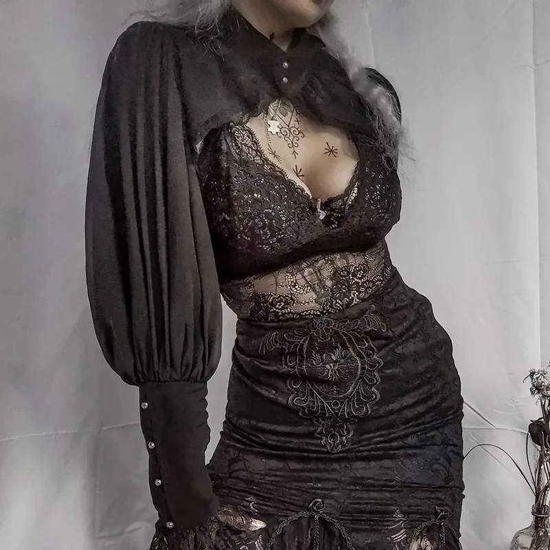

Goth Crop Tops Black Lace Trim Emo Alternative Aesthetic Crop Tops Women Backless Sexy Strap Tanks Dropshipping