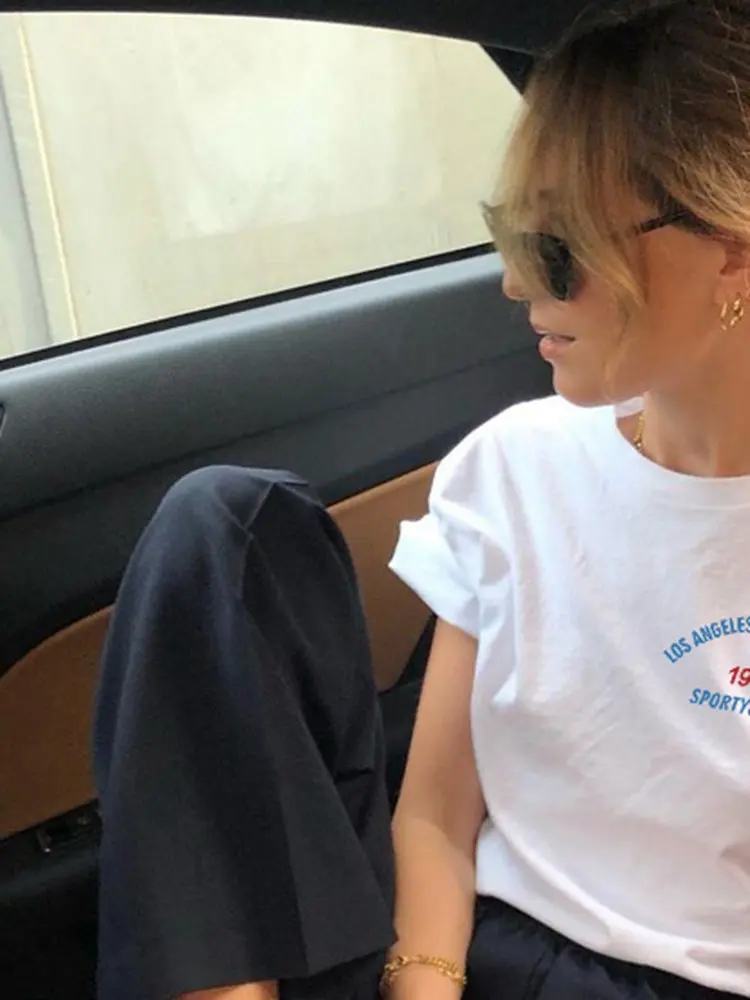 

Summer 2022 Red and Blue Classic Curved Letter Print White Short Sleeve Women T-Shirt