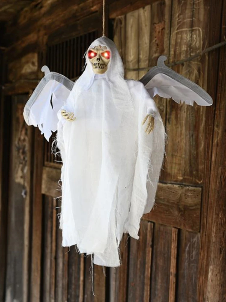 Летающие призраки. Чучело дементор. Баба яга дрон. Летающее приведение. Духи призраки привидения.