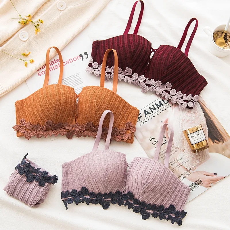 

Wasteheart For Women Sexy Lingerie Set Red Lace Padded Bras Wireless Bras Trim Panties Push Up Bra Sets Women Underwear A B