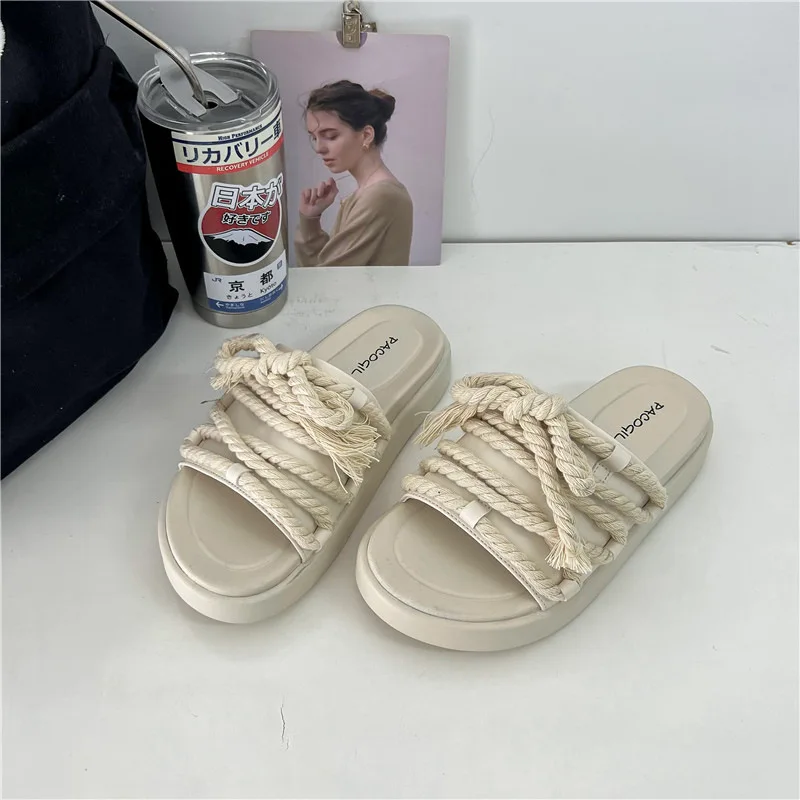 

Shoes Woman 2023 Slippers Flat Pantofle Heeled Mules Platform Luxury Slides Med New High Sneaker Soft Designer Rubber Fashion Fa